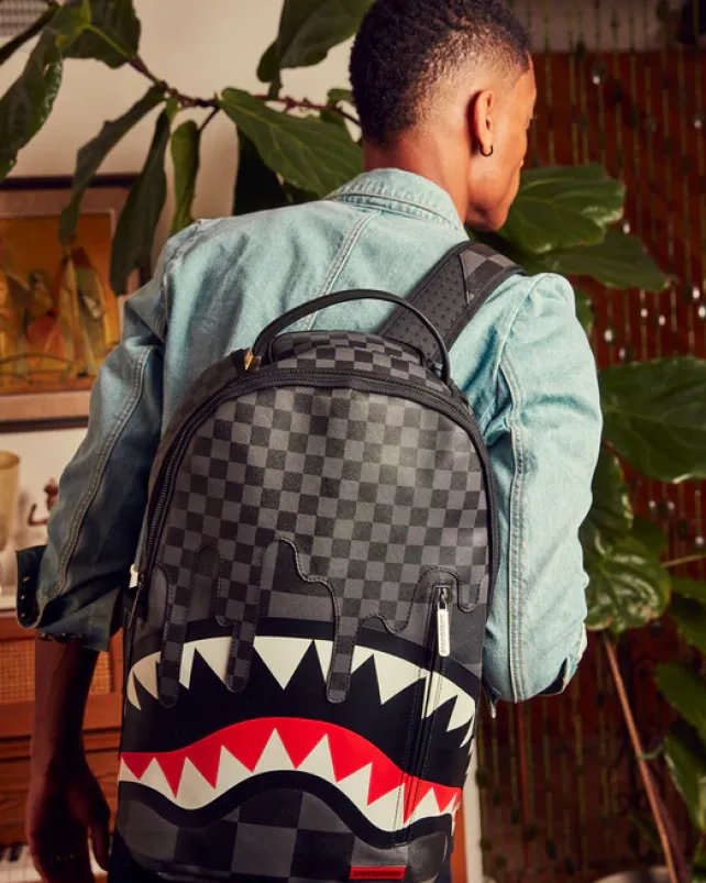 BACKPACKS>SPRAYGROUND XTC GREY SHARKS IN PARIS BACKPACK (DLXV)