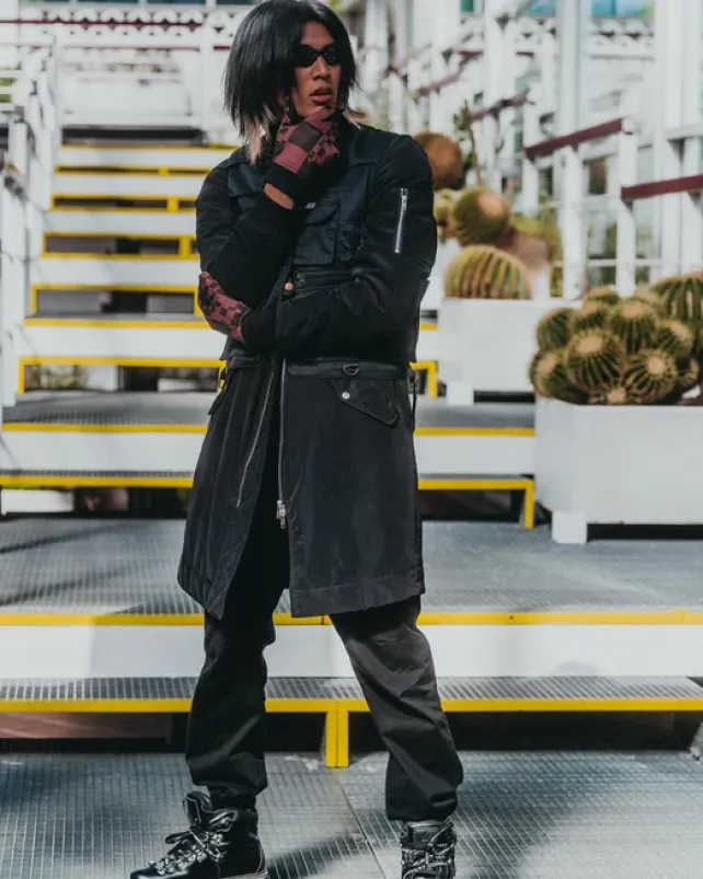 GLOVES|COLD WEATHER GEAR>SPRAYGROUND XTC SHARKS IN PARIS GLOVES